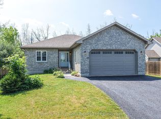 65 Courtland St, Ramara, ON L3V1A6