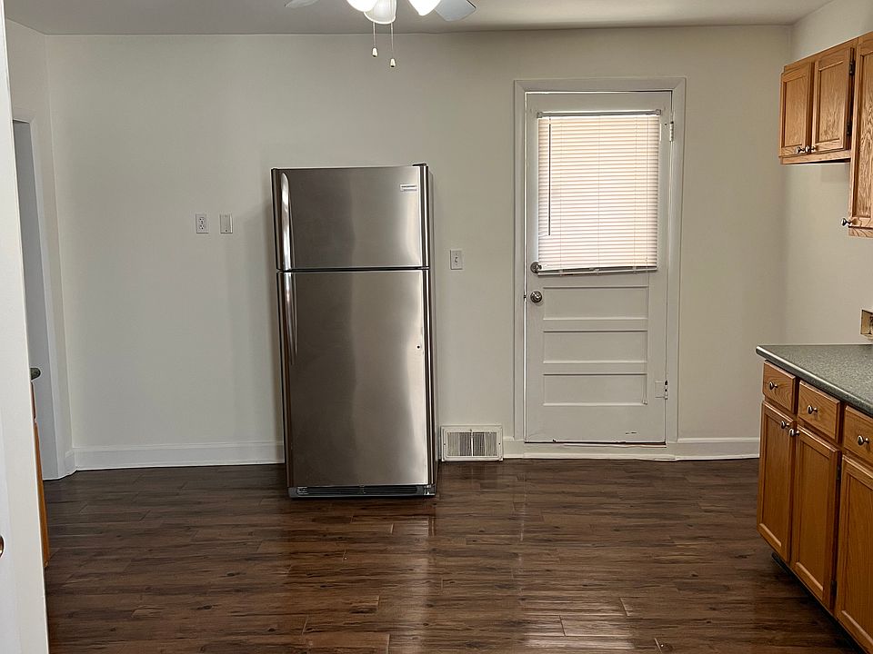 1st image of 517 Park Ave