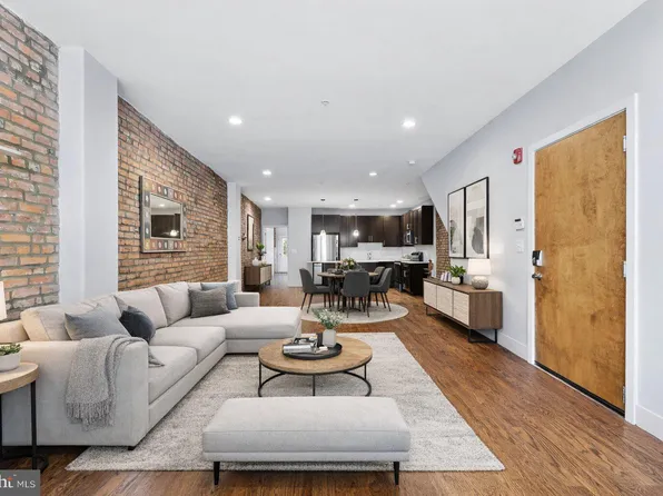 924 S 11th St #A, Philadelphia, PA 19147