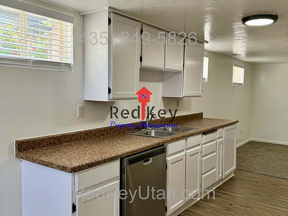 2nd image of 134 N 100 E Unit B