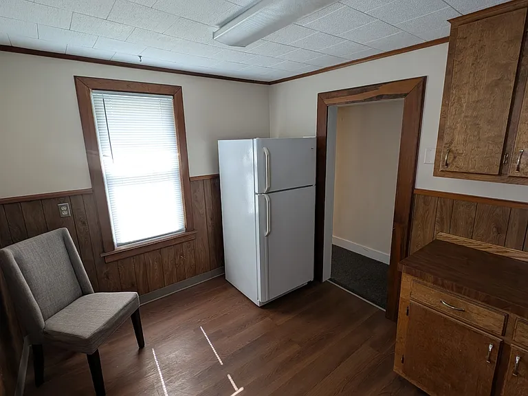 330 Irvine Pl #2 — Photo 6