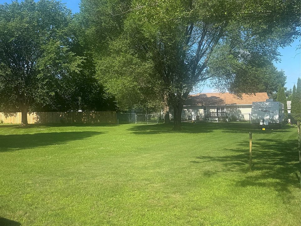 1st image of xx 2nd Street W