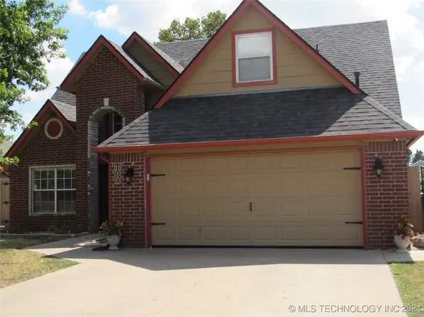 11004 E 118th Ct N, Collinsville, OK 74021