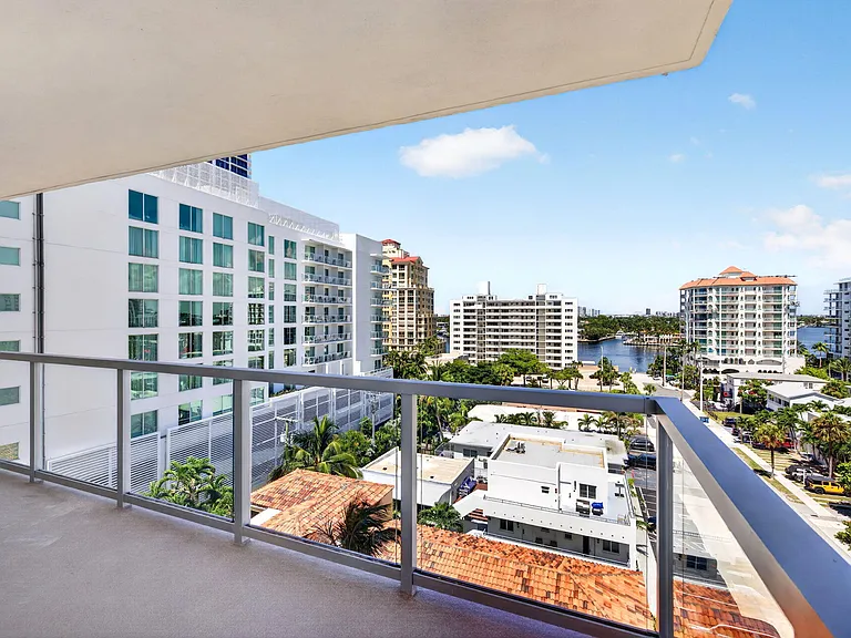 209 N Fort Lauderdale Beach Blvd #8A — Photo 21