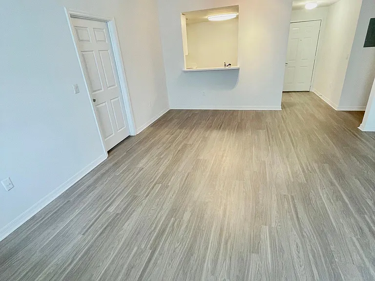 255 Evernia St #70 — Photo 1