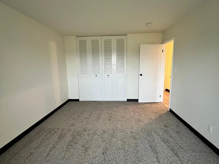 931 Old Marion Rd NE #201 — Photo 14