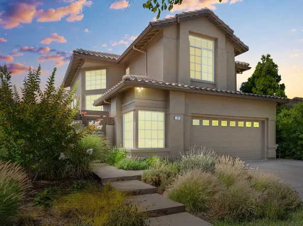 39 S Newport Dr, Napa, CA 94559