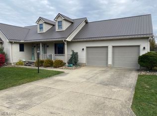 16963 Pitts Rd, Wellington, OH 44090