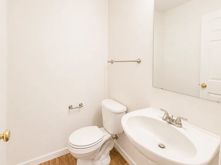 8196 S Norfolk St — Photo 9
