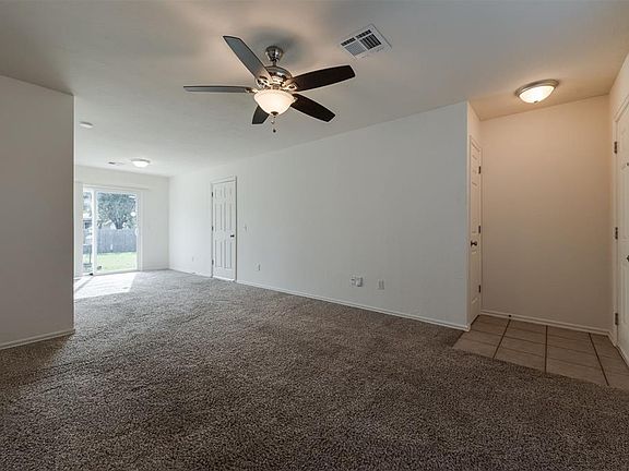5th image of 2208 Lafayette Dr