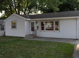 817 N Kiwanis Ave, Sioux Falls, SD 57104