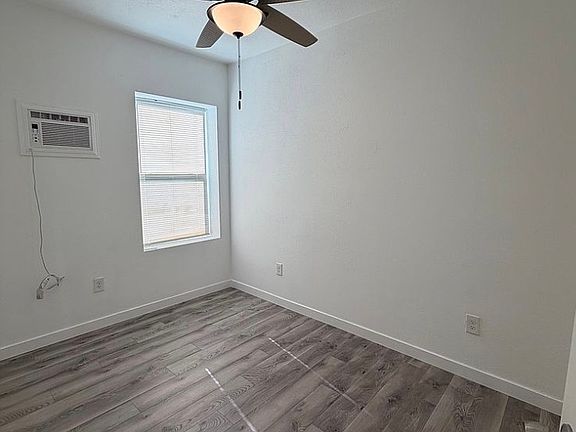 5th image of 13950 Hesperia Rd #3A