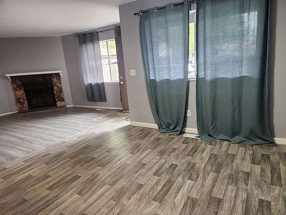 5th image of 701 Blair Pl