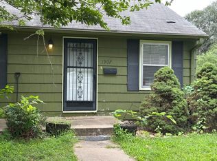1907 W 43rd Pl, Kansas City, KS 66103