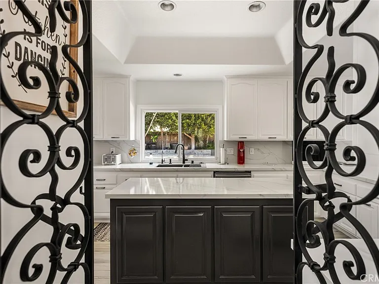 2281 Orchard Dr — Photo 28
