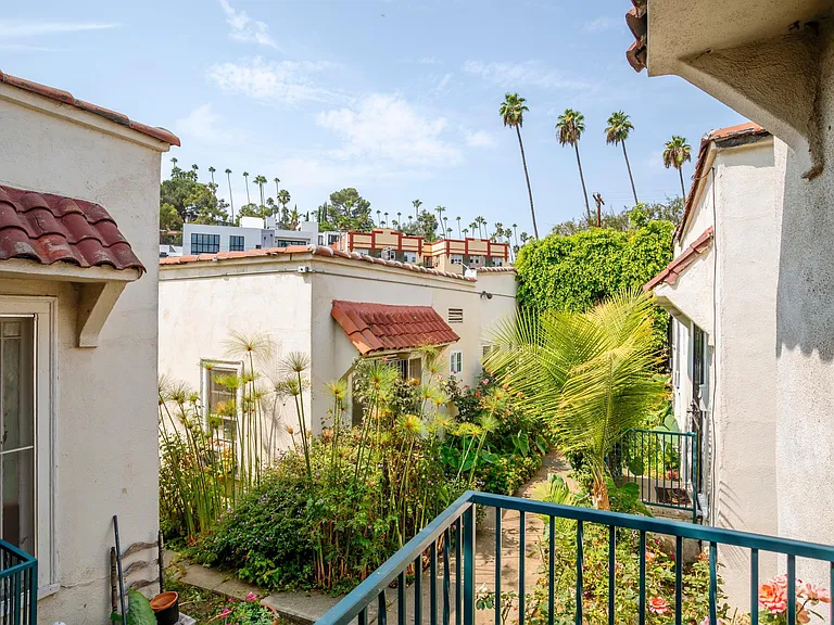 1412 Micheltorena St #1412 — Photo 15