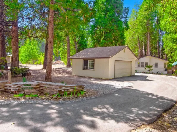 2872 Larkspur Ln, Camino, CA 95709
