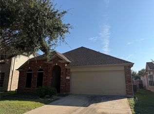 2723 Acacia Fair Ln, Fresno, TX 77545