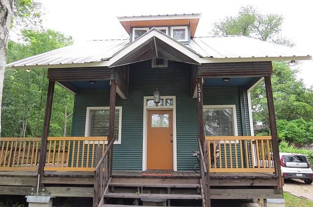 1st image of 1311 Avenue Q