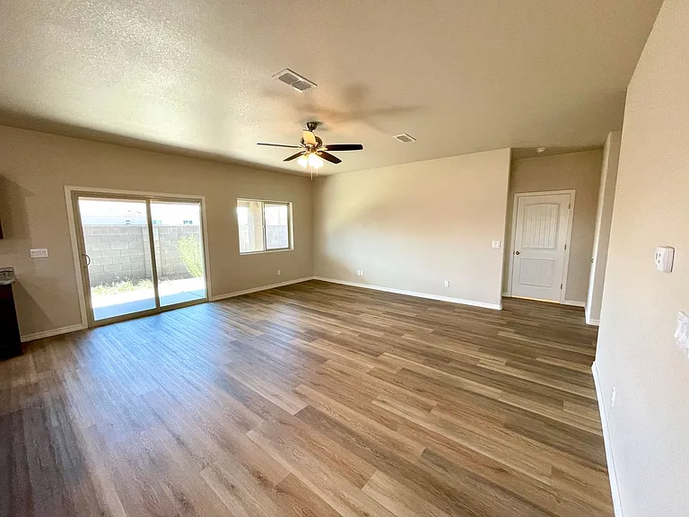 2478 Weatherwood Way — Photo 9