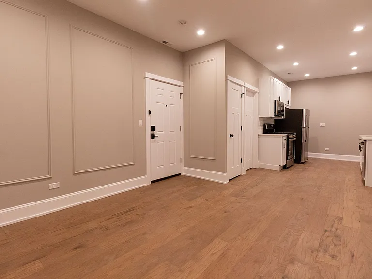 Avondale Building with All Renovated Units — Photo 1