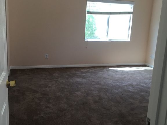 4th image of 4121 Naumkeg Ct