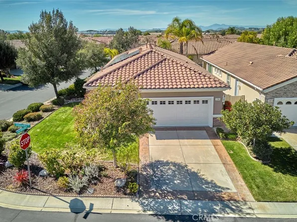 1143 Saguaro Rd, Beaumont, CA 92223