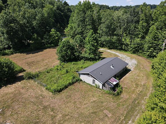 2nd image of 338 Williams Ln