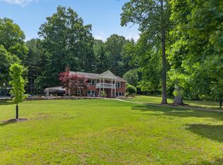 1955 Joy Ranch Rd, Woodlawn, VA 24381