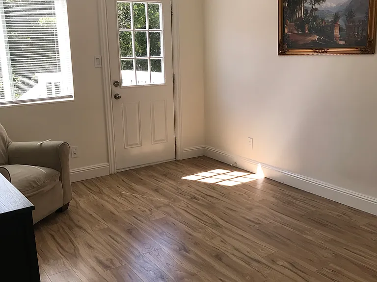 211 Miramar Ave #3 — Photo 4