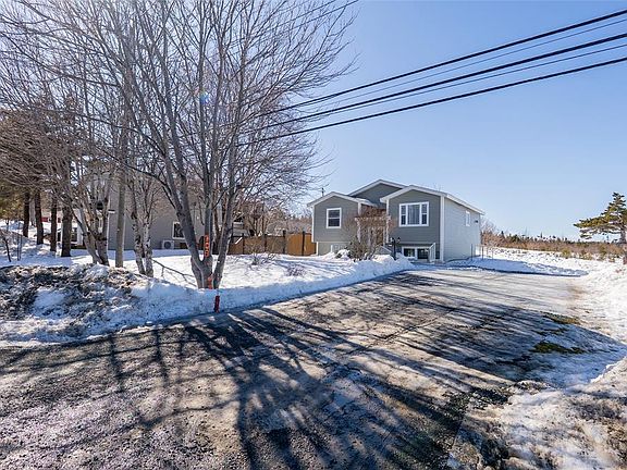 4th image of 708 Main Road