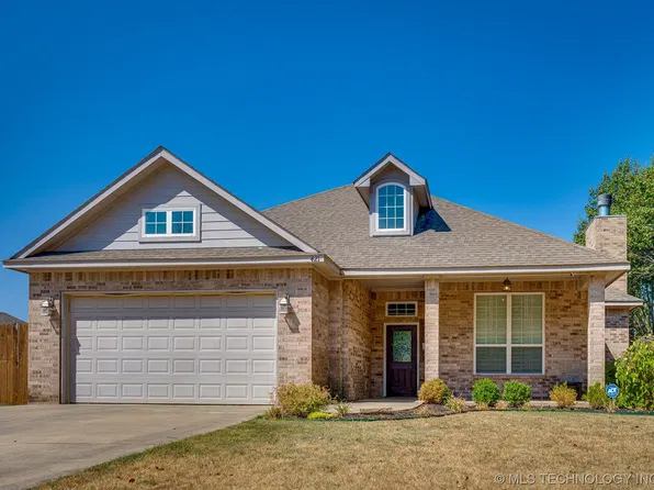 421 SE County Rd, Ada, OK 74820