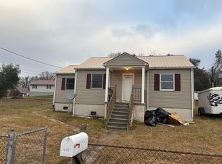 605 Roberts Ave, Oak Hill, WV 25901