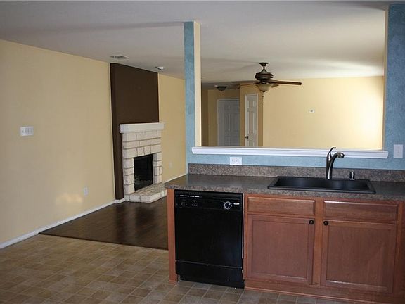 5th image of 12705 Mourning Dove Ln