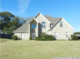 5847 Strawberry Pointe Cv #1, Southaven, MS 38671
