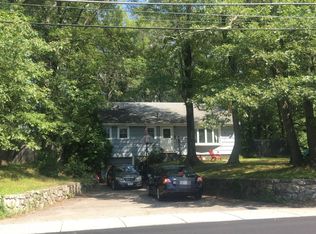 453 Pond St, Franklin, MA 02038