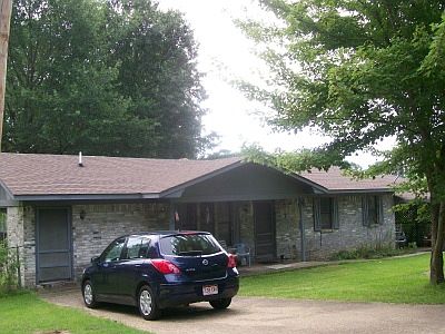 2nd image of 1212 N Maple Ave