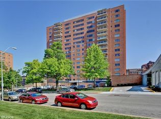 221 W 48th St APT 206, Kansas City, MO 64112