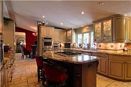 Gourmet kitchen. Double Viking refrigerators!