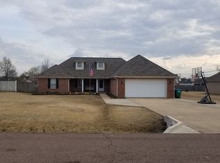 80 Camelia Dr, Atoka, TN 38004