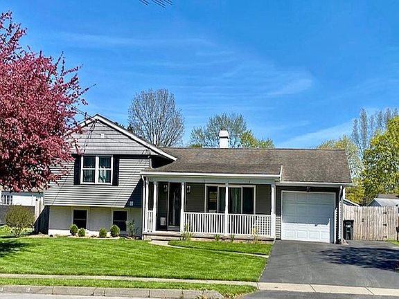 2nd image of 111 Lilac Dr