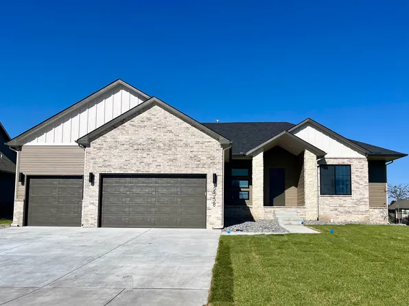 2558 N Paradise Ct, Wichita, KS 67205