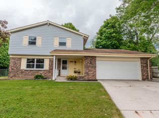 1967 16th Ave, Grafton, WI 53024