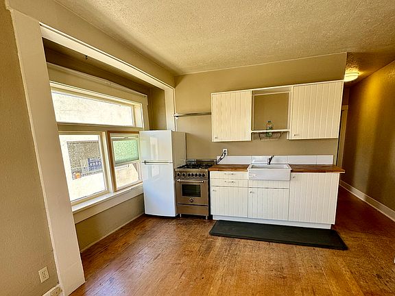 4th image of 1120 Finnegan Way APT 5