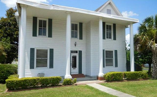 1st image of 379 W Duval St