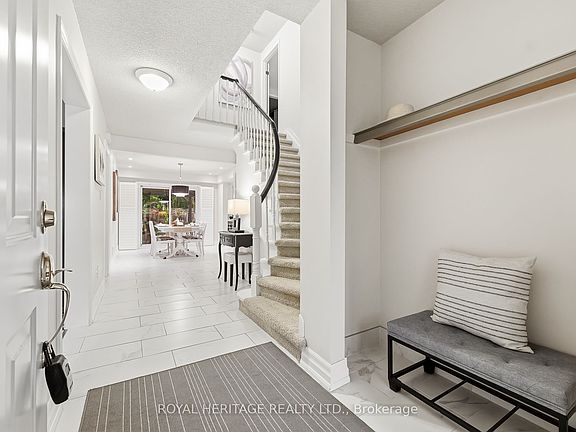 5th image of 7 Carter Cres