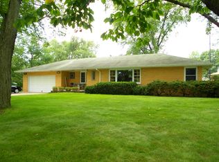 9110 S 84th Ct, Oak Lawn, IL