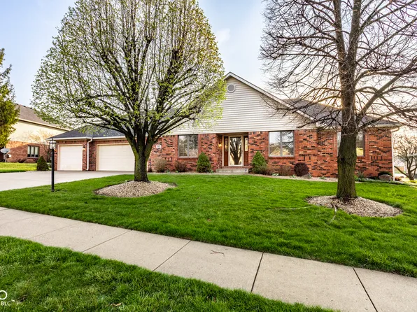 7025 Hunters Ridge Dr, Plainfield, IN 46168