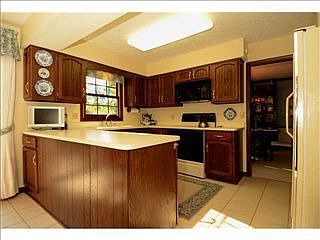 5th image of 45 Williamsburg Ct