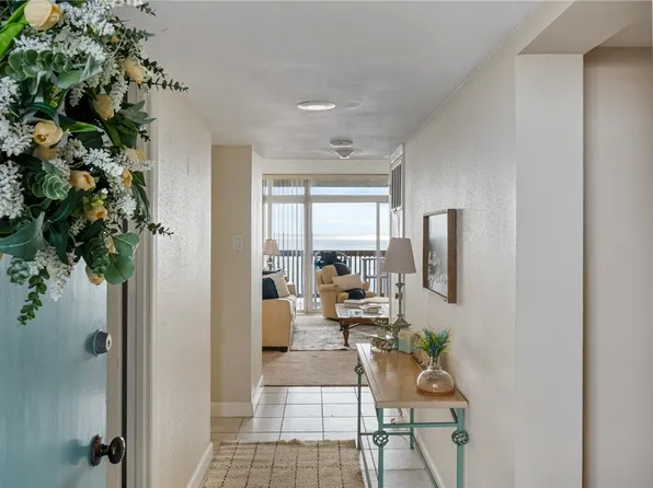 4242 Gulfbreeze Blvd APT 605, Corpus Christi, TX 78402